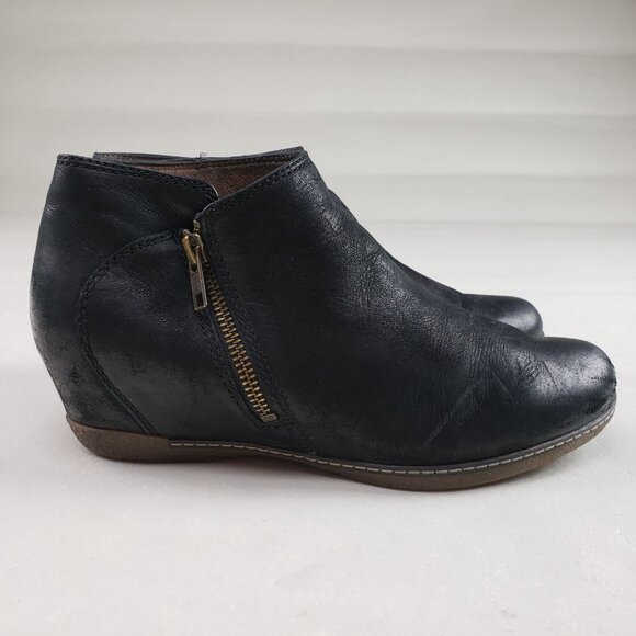 Dansko Leyla Hidden Wedge Ankle Boot Womens 7.5-8 EU 38 Black Leather Side Zip - Picture 2 of 11